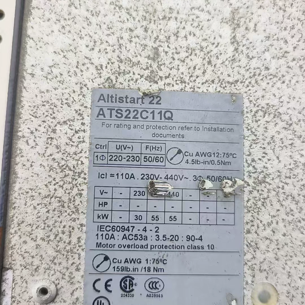 施耐德ATS22C11Q软启动器铭牌