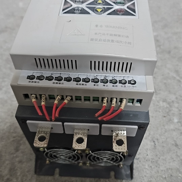 德佛斯FSR2-37软启动器操作面板