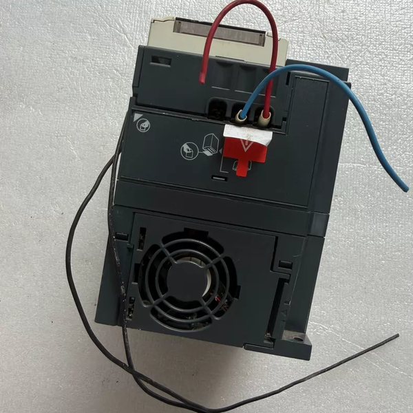 施耐德ATV12HU15M2变频器