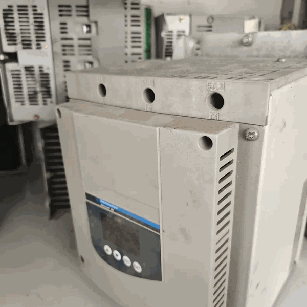 施耐德ATS48D62Q软启动器