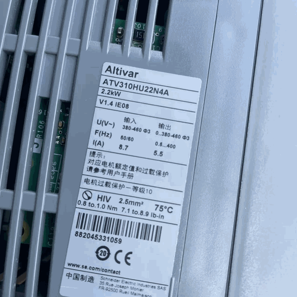 施耐德ATV310HU22N4A变频器整机